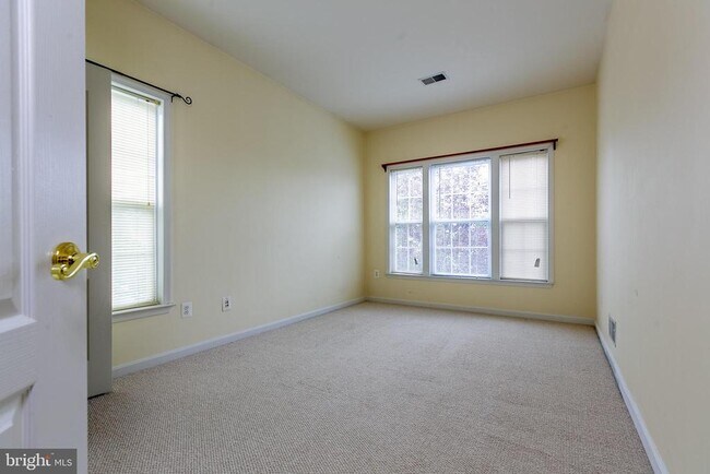 Building Photo - 21935 Windover Dr