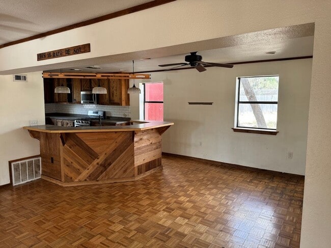 Building Photo - 2 Homes on 6-acres!