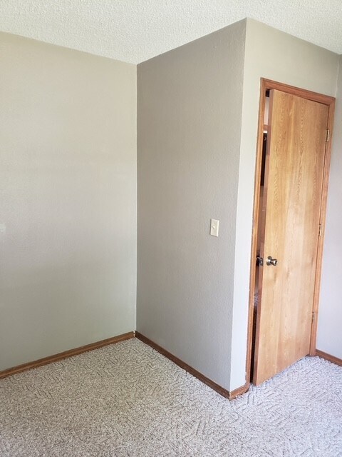 Building Photo - 3295 W Rockwood St