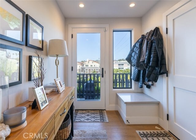 Building Photo - 314 Dahlia Pl