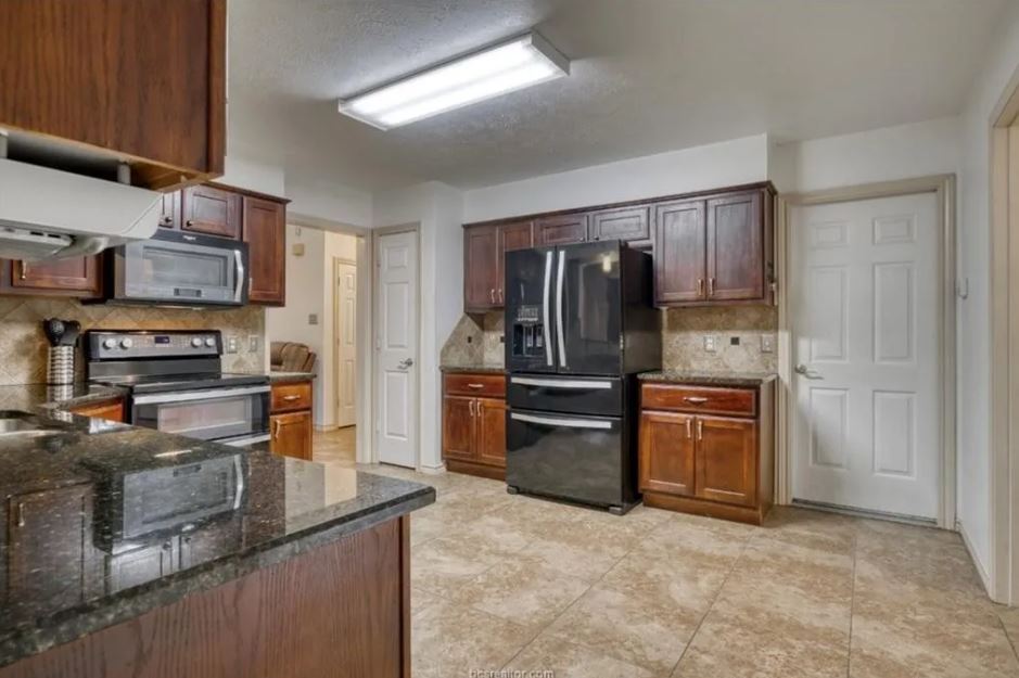 Building Photo - 1403 Kernstown Ln