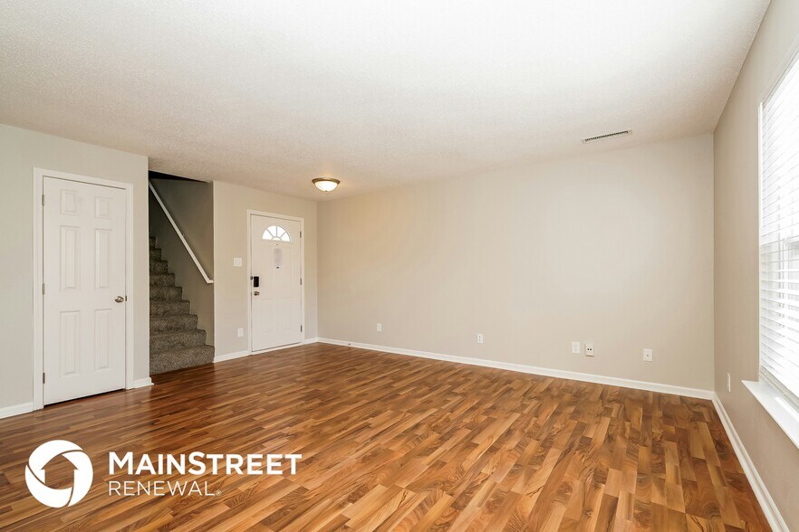 Building Photo - 1290 Freemont Ln