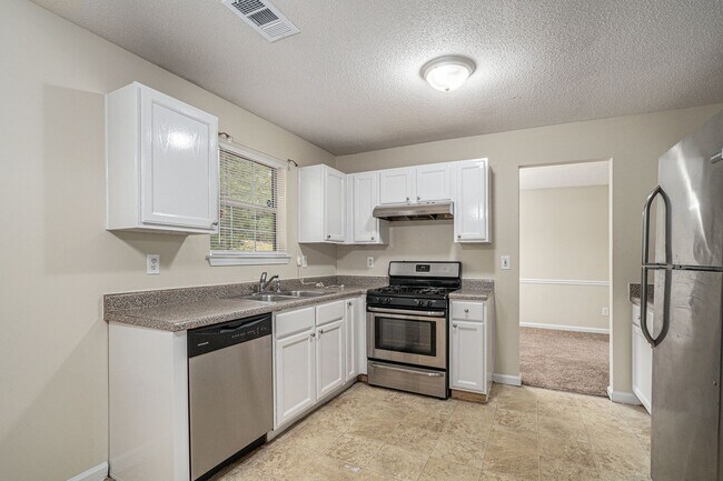 Building Photo - 5346 Salem Springs Dr