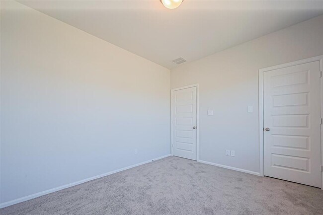 Building Photo - 4046 Colony Ln