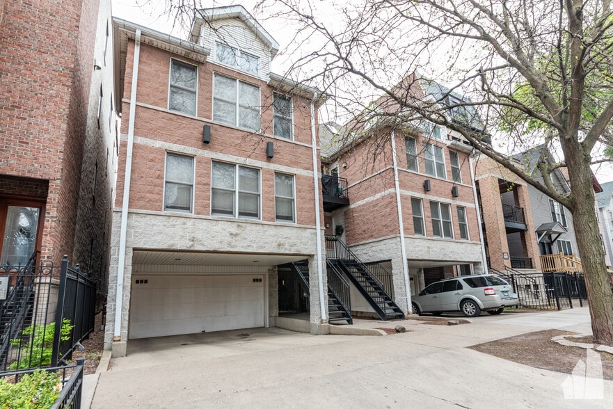 Building Photo - 2849 N Southport Ave