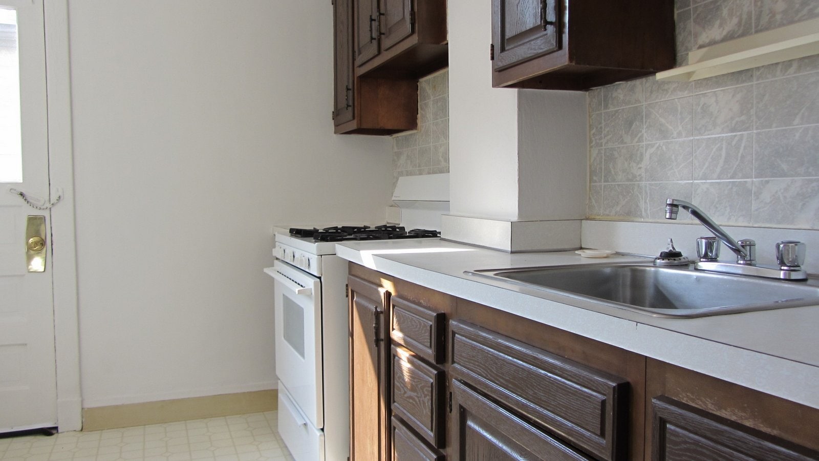 Building Photo - 1845 Chislett St