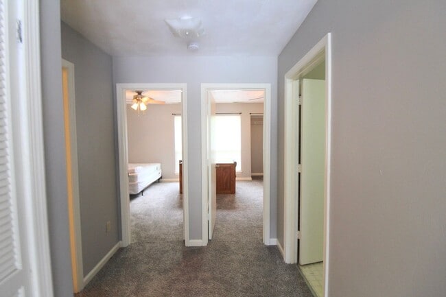 Building Photo - 1470 Devon Ln