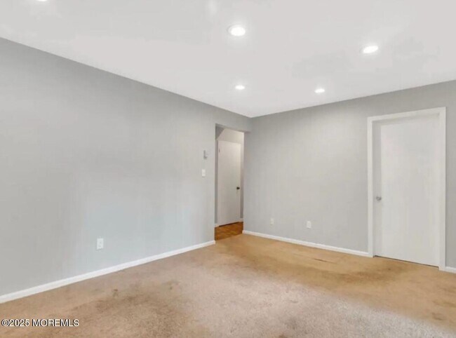 Building Photo - 532 Frank Applegate Rd