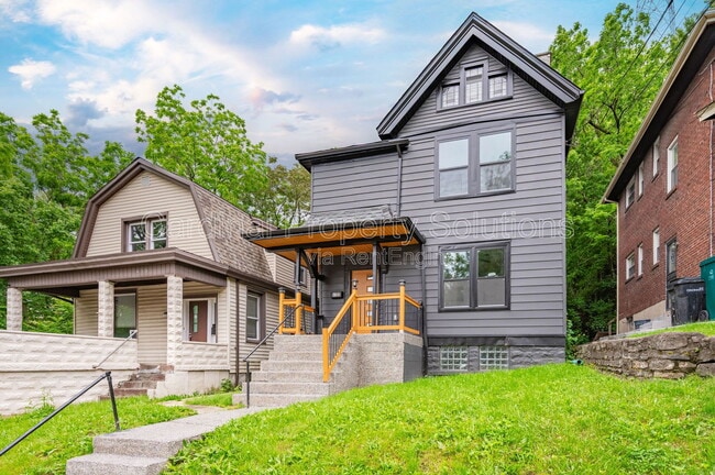 Building Photo - 433 Dorchester Ave