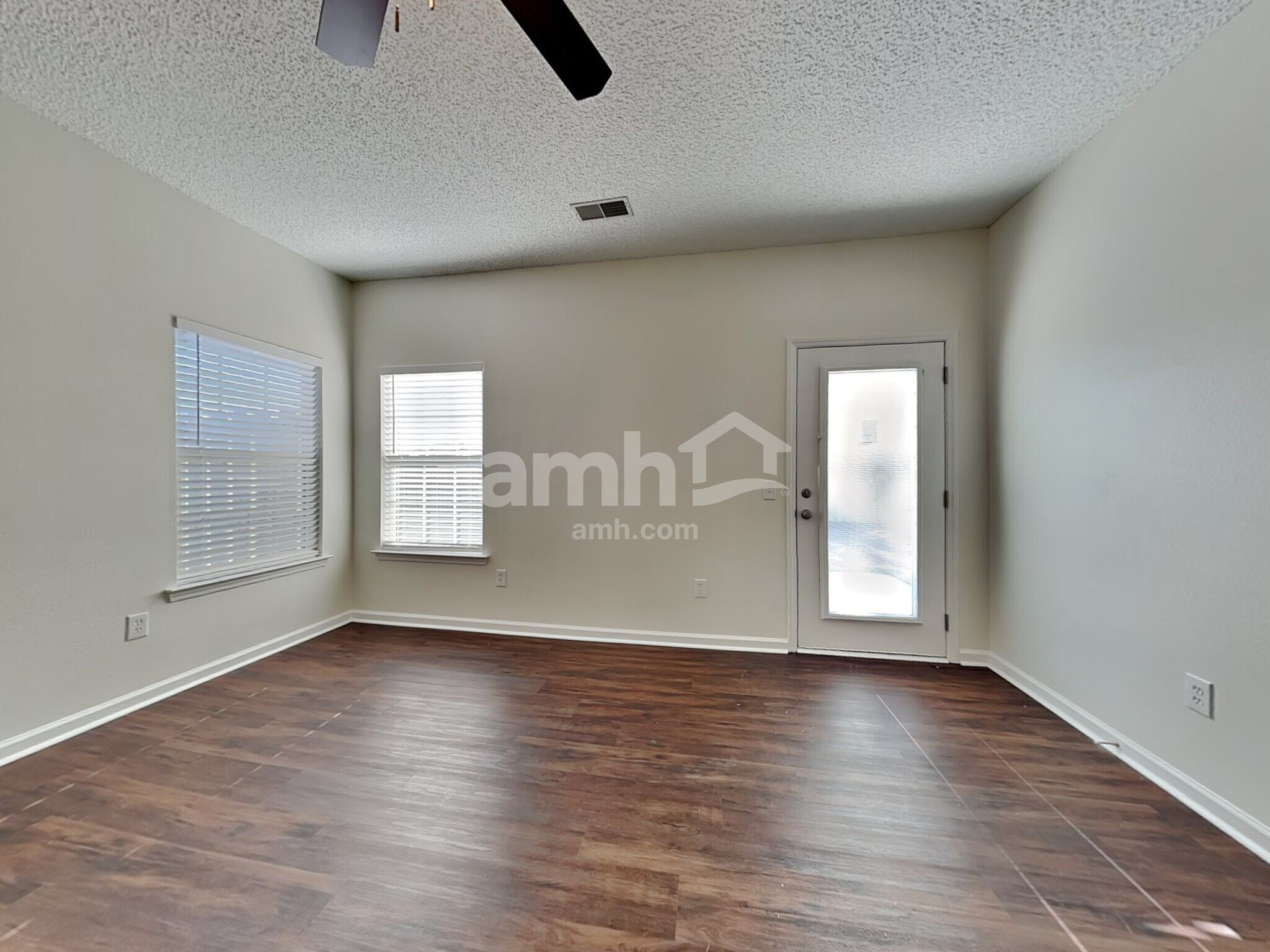 Building Photo - 116 Archwood Dr