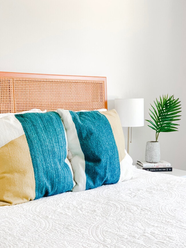 Building Photo - 3080 Lincoln St