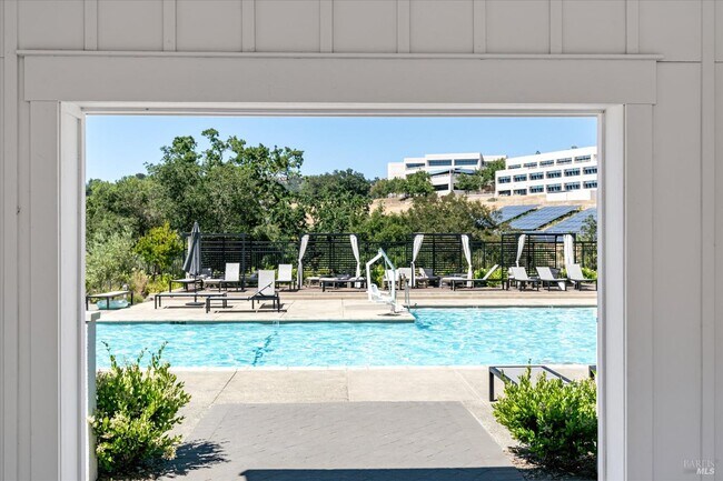 Building Photo - 219 Gambrel Cir