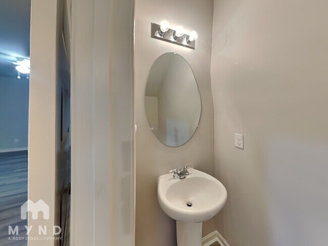 Building Photo - 2650 Parrish Ct