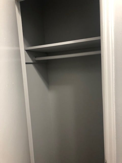 Building Photo - 115 Rainbow Ct