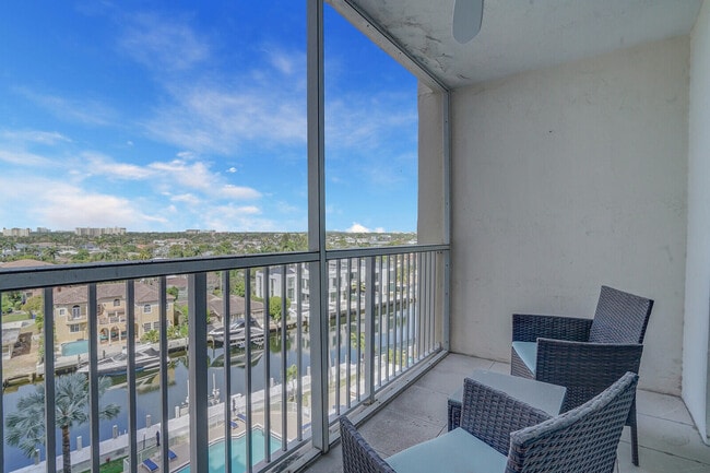 Building Photo - 1391 S Ocean Blvd