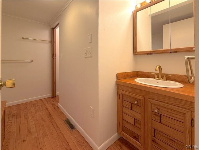 Building Photo - 4055 Bristol Rd