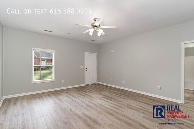 Building Photo - 1004 Briggs Ln