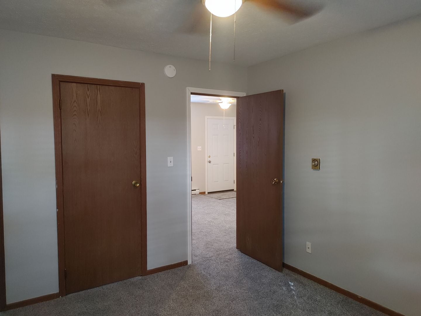 Building Photo - 512 9th Ave