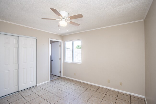 Building Photo - 3Br in gated community