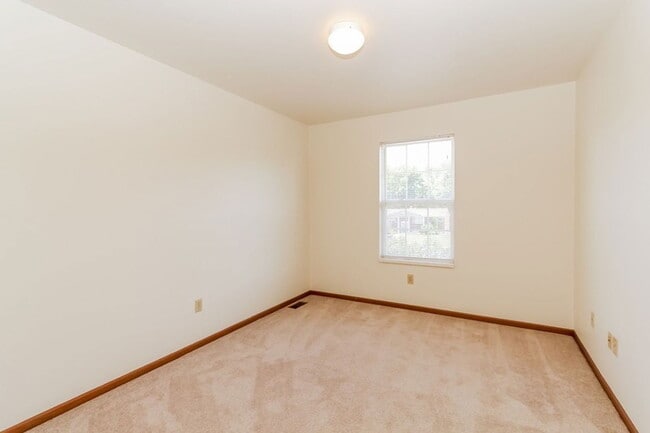 Building Photo - 4477 Lake Michigan Dr