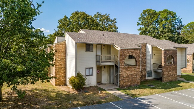 Building Photo - Newly Renovated Maumelle Condo