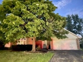 Building Photo - 3064 Long Grove Ln