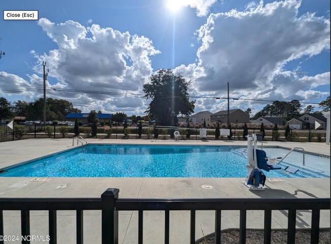 Building Photo - Special Offer! Submit your application before August 31, while supplies last for a rental rate of...
