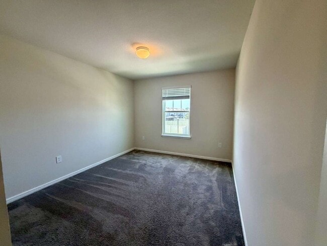 Building Photo - 30561 Gilbern Rd