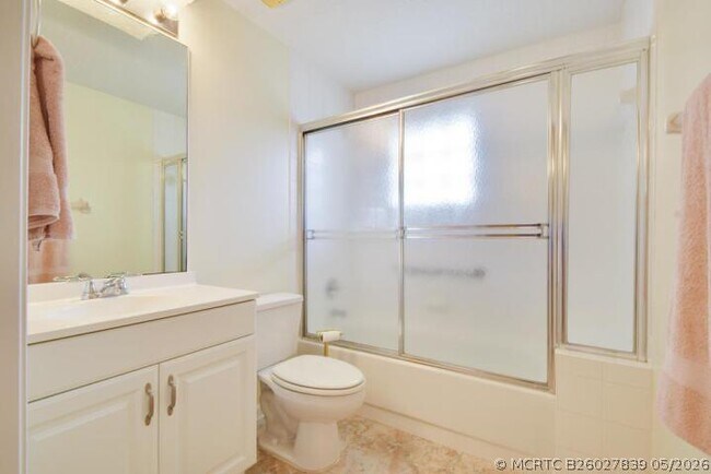 Building Photo - 101 Muirfield Ct