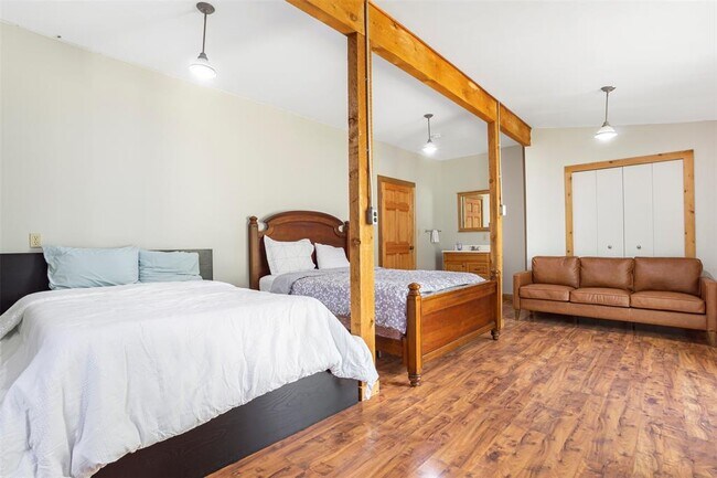 Building Photo - 1700 Co Rd 270