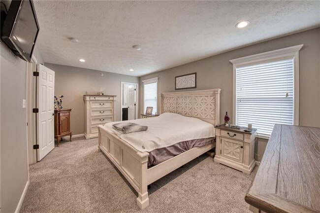 Building Photo - 109 Shaley Dr