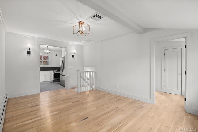 Building Photo - 260 Waccabuc Rd