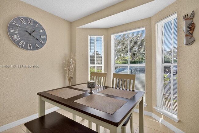 Building Photo - 777 Riverside Dr