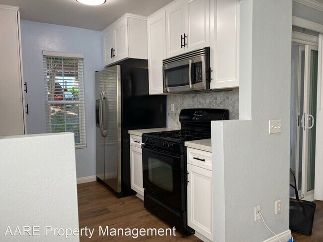 Building Photo - 1 br, 1 bath House - 13309 Caminito Ciera ...
