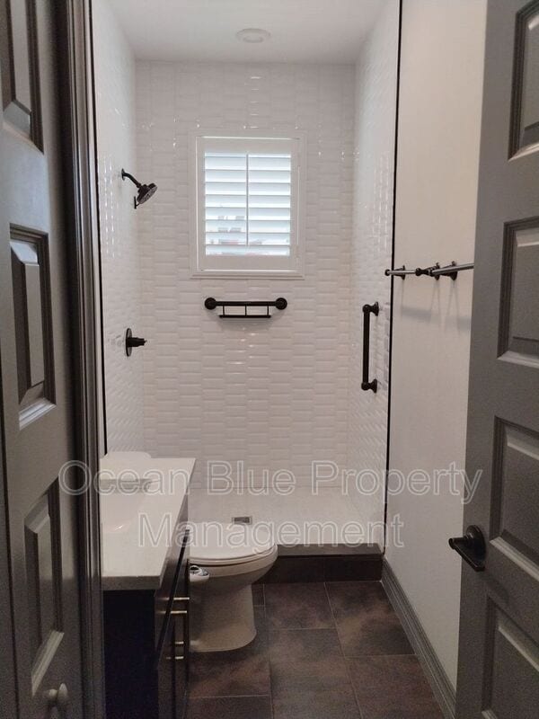 Building Photo - 3421 W Horatio St