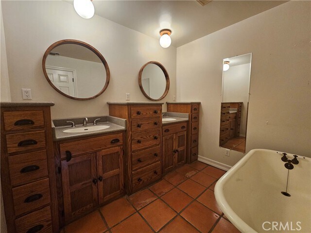 Building Photo - 22530 Rolling Meadows Dr