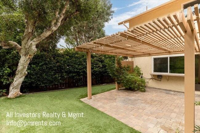 Building Photo - 4219 Avati Dr
