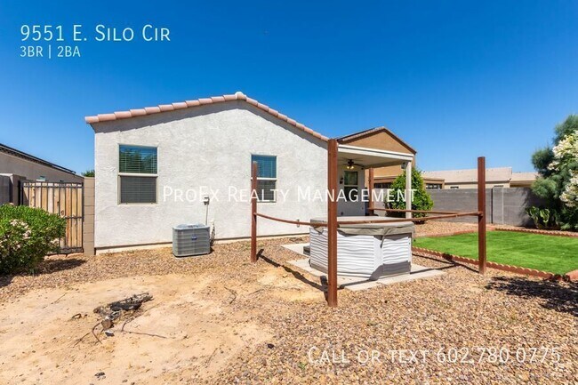 Building Photo - 9551 Silo Cir