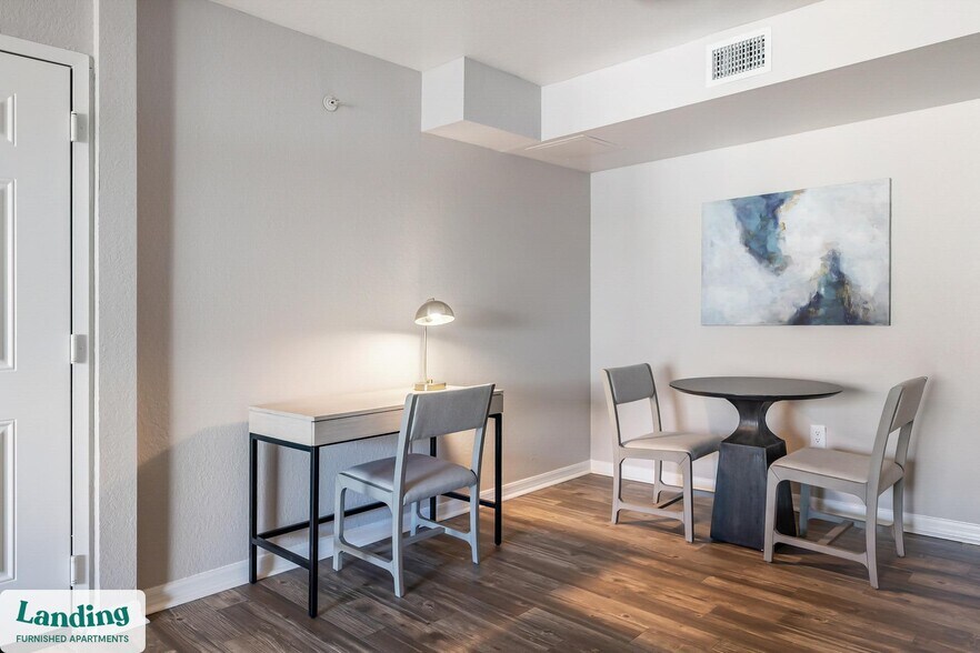 Building Photo - 10200 Falcon Pine Blvd