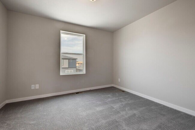 Building Photo - 8714 Vaunt Ct
