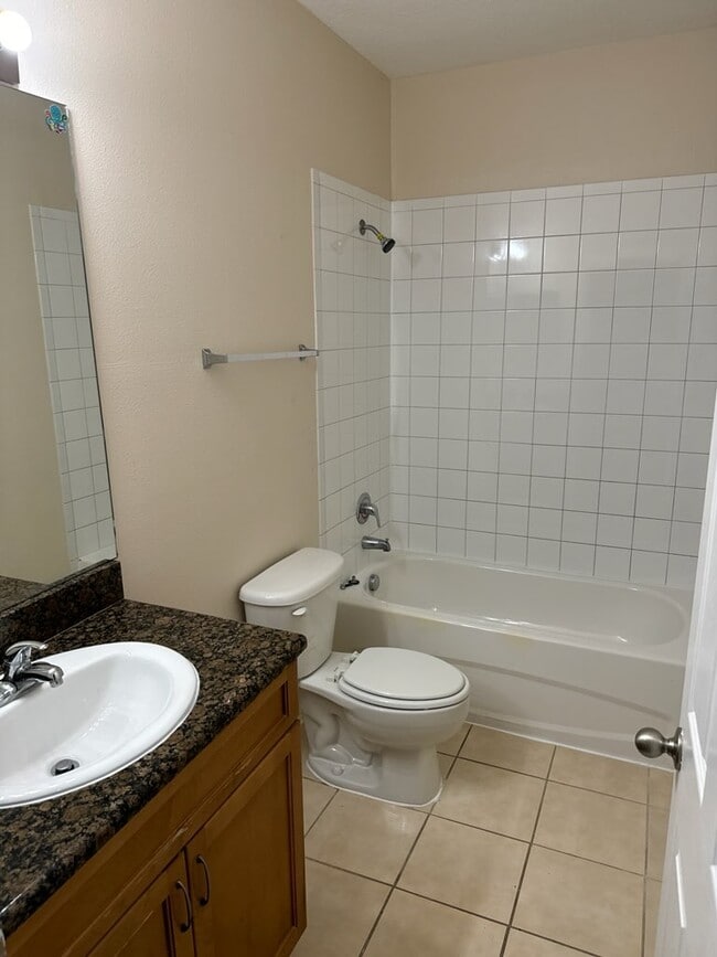 Building Photo - 7522 39th Pl N