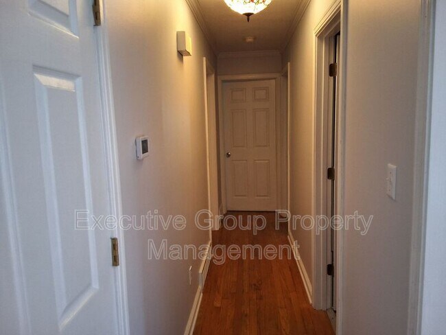 Building Photo - 813 Mohave Ct