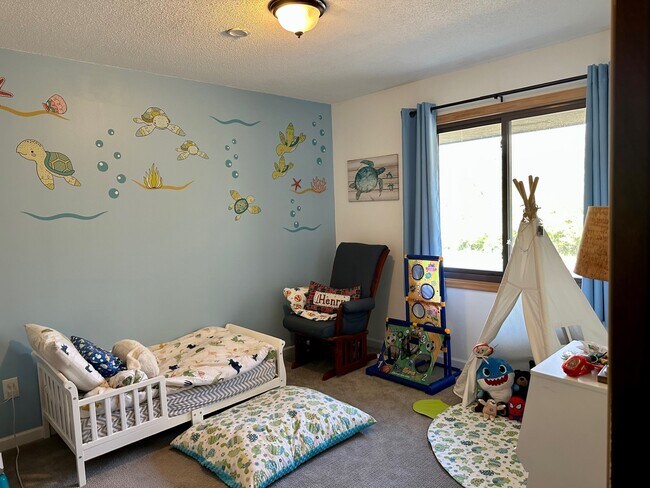 Building Photo - 5345 Wedgewood Dr