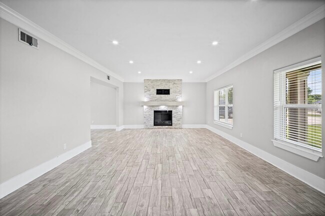 Building Photo - 12430 Pecan Ct