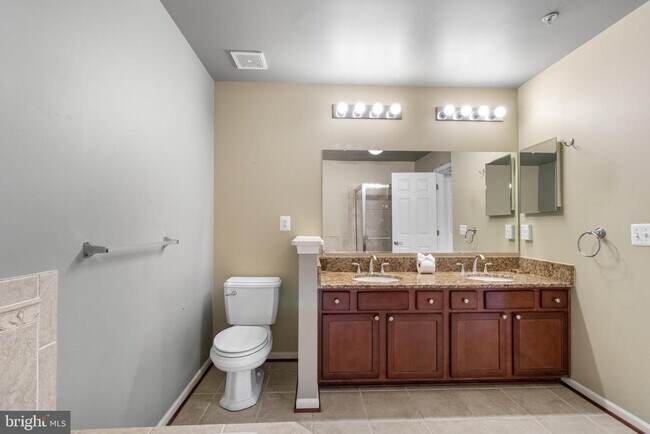 Building Photo - 7022 Black Oak Rd