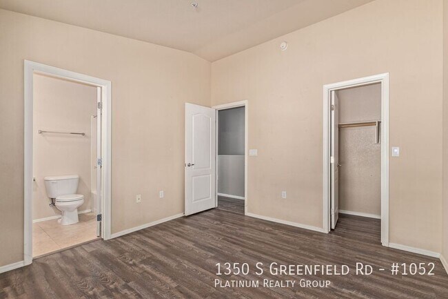 Building Photo - 1350 S Greenfield Rd