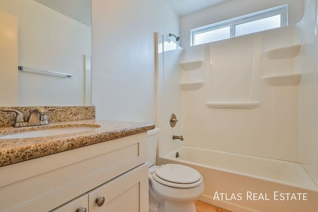 Building Photo - 1209 W Palo Verde Dr