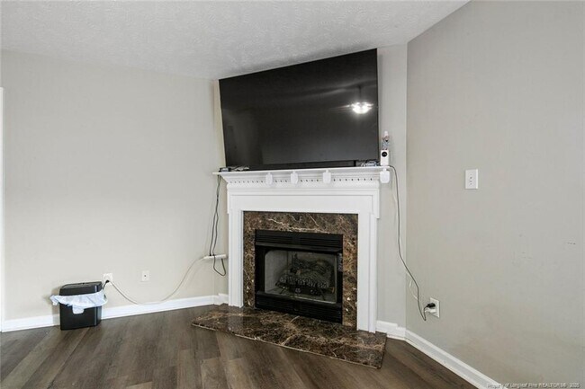 Building Photo - 118 Gait Ct