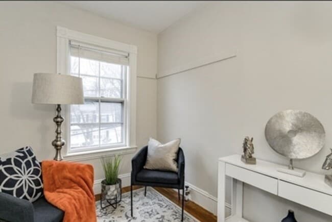 Building Photo - 16 Bedford St