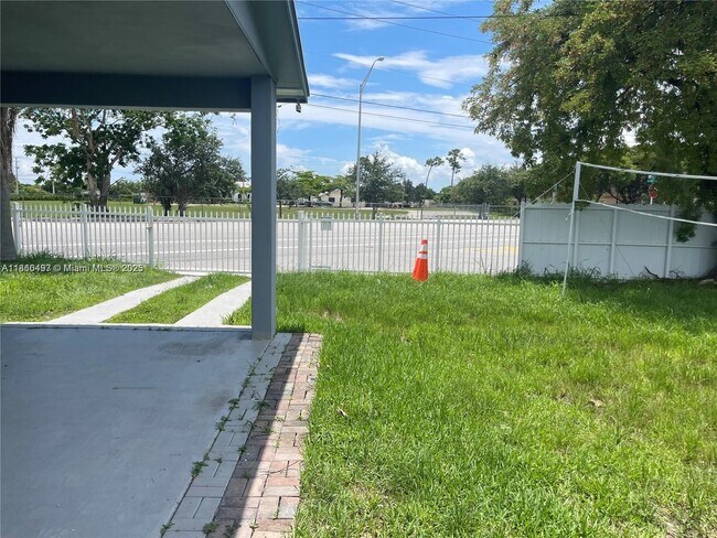 Building Photo - 11751 SW 190th Terrace